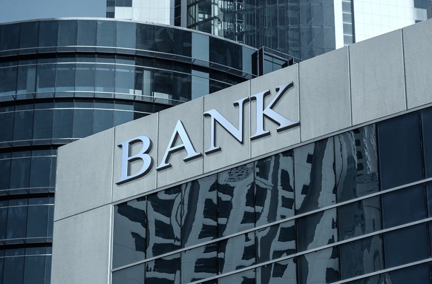  HSBC weighs on banks as European stocks advance